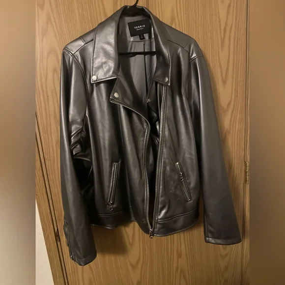 Torrid late grey moto jacket - Picture 2 of 3